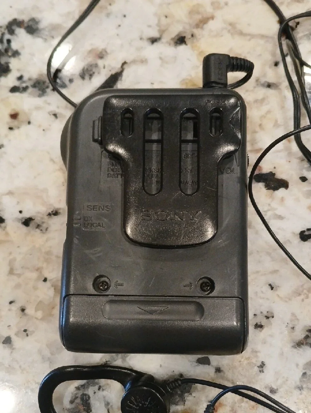 Sony Black FM Stereo Walkman with Belt Clip